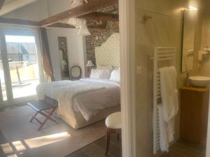 Hotels Hotel Victor Hugo : photos des chambres