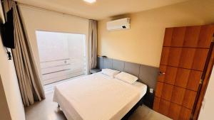 Cond. com 2 piscinas e 4 churrasqueiras e duplex 2 suítes