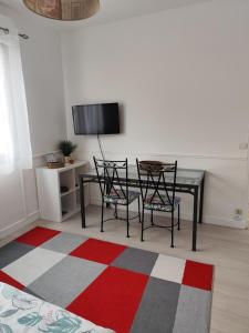 Appartements APPARTEMENT CHALEUREUX aux portes de Paris : photos des chambres