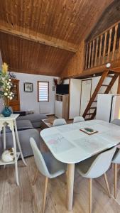 Chalets Au bord du lac : Chalet 1 Chambre