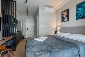 Estúdio moderno c piscina em São Paulo YOU1203