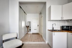 Heart of Södermalm Walk to Everything - 2Bed Apart