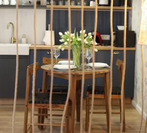 Victorian Blue Studio - Stylish Old Town Stay