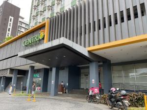 Centrio Tower City Sunset CDO