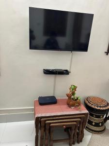 2 Bed Apartment in South Kolkata - Devs Corner
