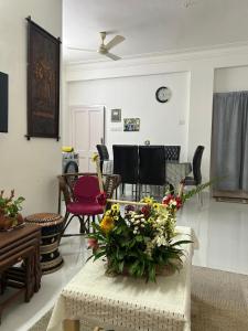 2 Bed Apartment in South Kolkata - Devs Corner