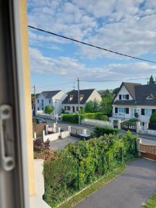 Sejours chez l'habitant Chambre privee dans maison a deux pas de la gare de Franconville : photos des chambres