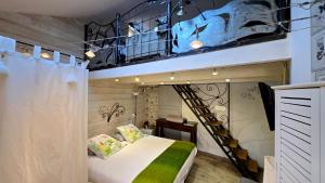 B&B / Chambres d'hotes Les Chambres de la Forge des Collines : photos des chambres