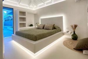 White House Luxury Apartment of Rhodes