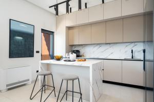 Luxury Villa Tea with Heated Pool