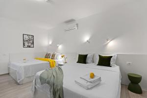 Continetal Studio with two Bed