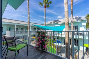 NEW! Stay ON Flagler Avenue! Charming Condo with Kitchen, Parking and Courtyard!