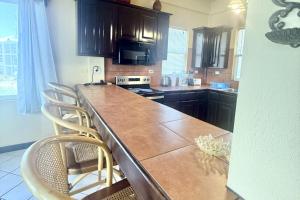 Suite F203 @ Mara Laguna