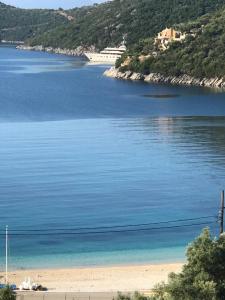 POROS BEACH camping- studios