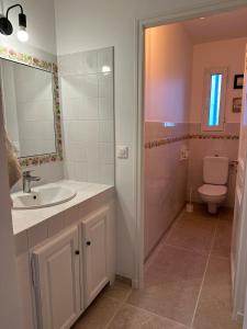 Villas 4 bedroom villa, private pool and garden : photos des chambres