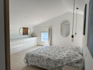 Villas 4 bedroom villa, private pool and garden : photos des chambres