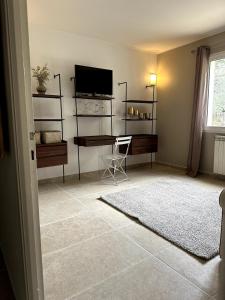 Villas 4 bedroom villa, private pool and garden : photos des chambres