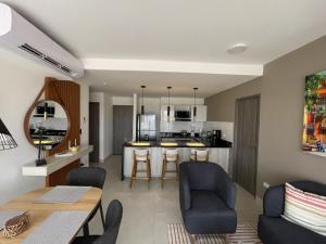 Castelo - Serena Del Mar