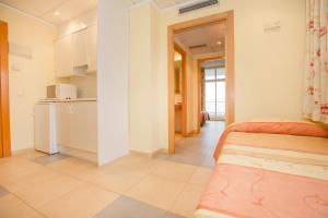 One-Bedroom Apartment (4 Adults) room in Hotel Tres Anclas