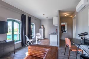 Wellenzauber am Müritzufer Klink