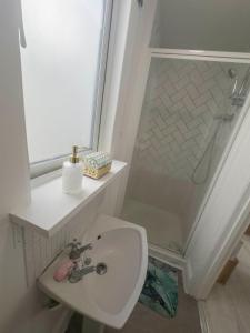 Secluded 4-Bedroom Bungalow