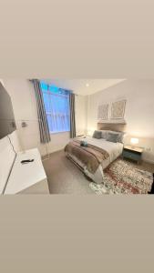 Luxury studio with super fast WiFi gated development