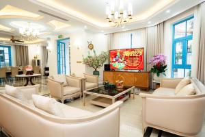 SKY CASA - Your Luxury Beach Escape