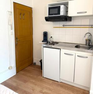 Studio tout confort cité de la gastronomie (4)