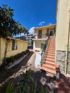 Cozy T2 Riviera apartment