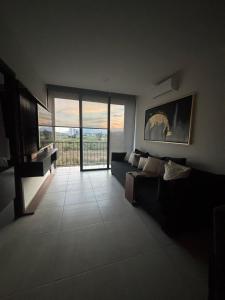 Departamento residencial con alberca y gym