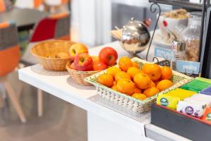 Hotels FASTHOTEL ROISSY CDG SUD - Claye Souilly : photos des chambres