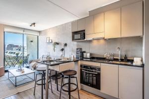 Chic Nunoa Apt with Stylish Amenities