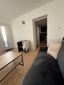 Appartements Maison T3 avec jardin : photos des chambres
