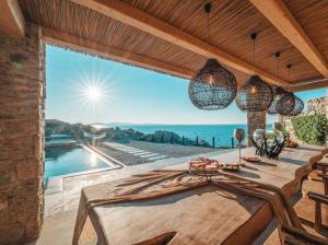 Shark Luxury Villa
