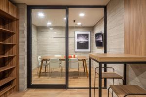Studios Modernos no Brooklin a 200 m do Metrô, com coworking e lounge