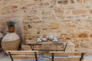 KINI Terra Chios Medieval Stone Home with Parking