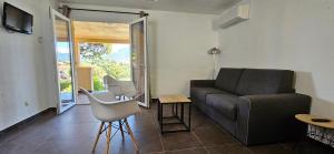 Appartements T3 Dolce & Vita D5 avec Piscine et vue Montagnes : photos des chambres