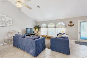 Candlelight Acres - 530 Candlelight