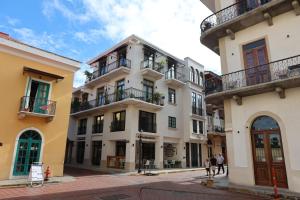 Casa Lourdes by AcoModoCasco Viejo-Large Groups!