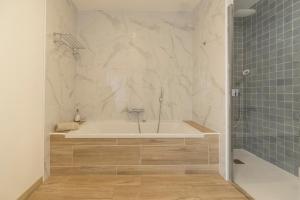 Maisons de vacances Maison Esme - Charm & Authenticity : photos des chambres