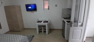Klent Studio Apartment