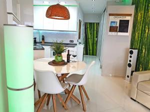 Estudio vistas campo golf y piscina