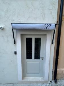 S27-New house in the centre