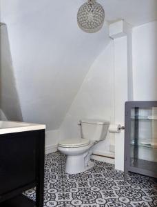 Boston Historical Urban Oasis - 6 bedroom 3 bath