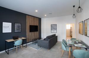 Nomad Malaga - Airport I