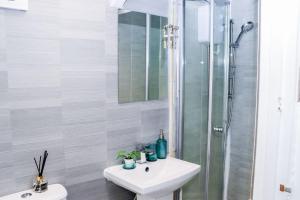 Entire Cosy 2 Bedroom Flat