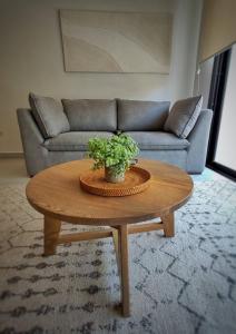 Super Cute Flat on 5th Ave in PdC steps from Beach