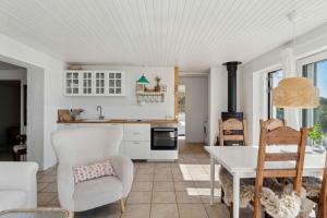 Lovely Beach House With Panoramic View