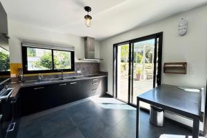 Maisons de vacances Villa bord de mer Terrasse & acces plage a pied : photos des chambres