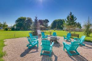 Bear Lake Charming Apartment w Kitchen